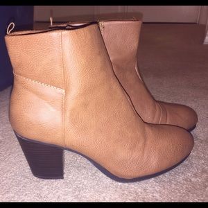 Ankle boots